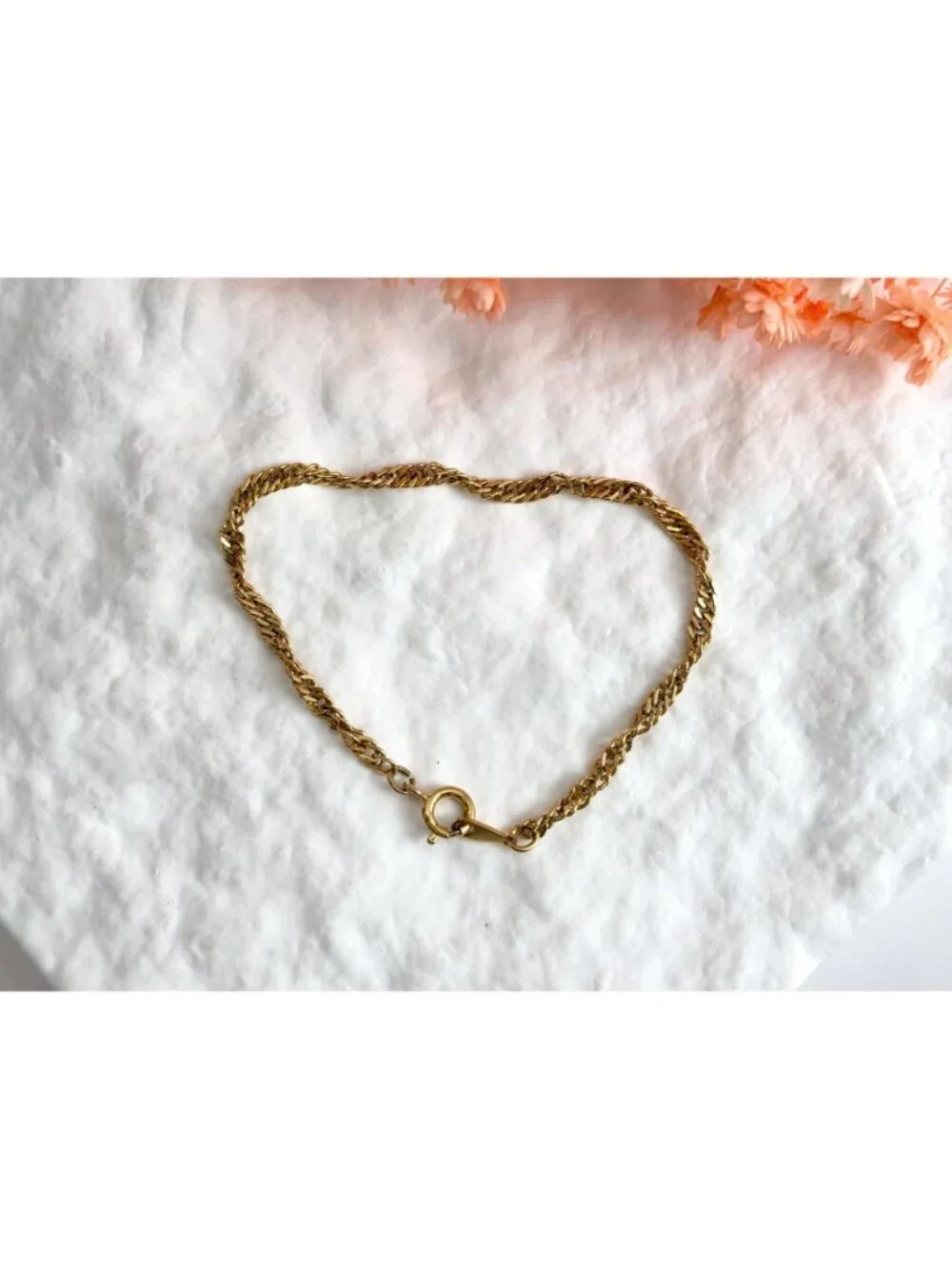 Stackable Gold Toned Curb Chain Minimalist 80's Vintage Bracelet